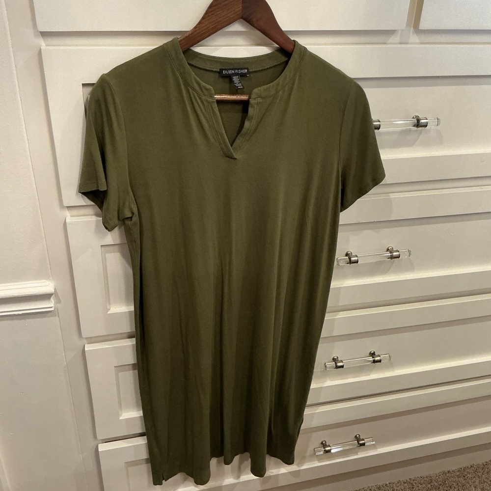 Eileen Fisher Forest Green V-Neck tshirt dress - Picture 2 of 7